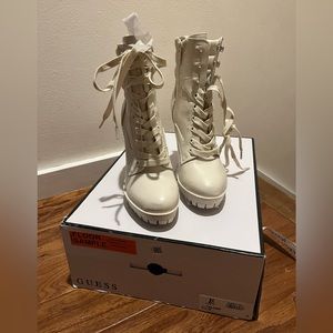 New in box GUESS Ivory Ankle Boots Size 5.5M Reduced Final Price